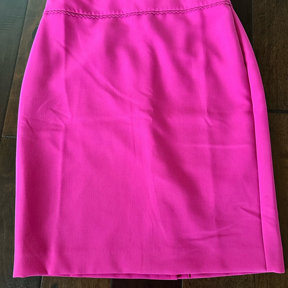 Ann Taylor Pink Pencil Skirt Knee-length for Cocktail Valentine